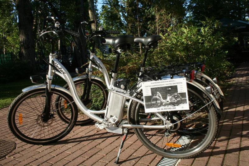 Fonix Hotel Balatonföldvár エクステリア 写真